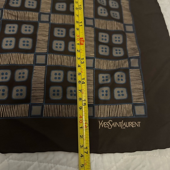 YSL - Picture 7 of 7